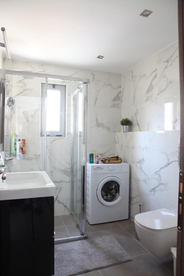 Edem Beach Apartment With Sea View By Athenian Homes מראה חיצוני תמונה